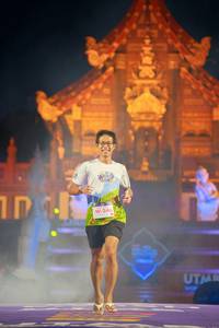 BIB: 346
                            <button type="button" onclick="openModal(22468499)" class="btn btn-primary btn-sm float-right btn-popup" data-toggle="modal" data-target=".modal-high-quality">
                        <i class="fas fa-shopping-cart"></i> Add to Cart
                    </button>
                                            <button type="button" onclick="isThisMe(22468499, true)" class="btn btn-success btn-sm float-right btn-popup btn-isme hidden" data-toggle="tooltip" data-placement="bottom" title="นี่คือรูปของคุณใช่ไหม คลิกที่นี่เพื่อเอาเข้าอัลบั้ม">
                        <i class="fas fa-plus"></i> Add to album
                    </button>
                    <button type="button" onclick="isThisMe(22468499, false)" class="btn btn-warning btn-sm float-right btn-popup btn-isnotme hidden">
                        <i class="fas fa-ban"></i> Remove from album
                    </button>